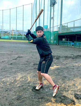 　自主トレを公開した野口（阪神タイガース提供）