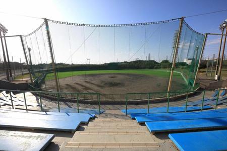 今年からファームがキャンプを行う具志川野球場（うるま市提供）