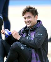 　充実した練習で笑みがこぼれる秋山（撮影・北村雅宏）