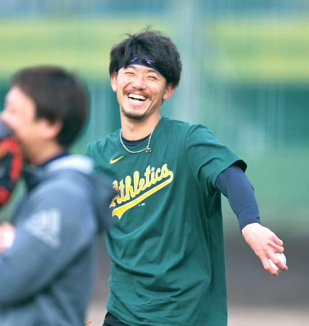 伊藤将司投手 阪神タイガース イラストデザインTシャツ