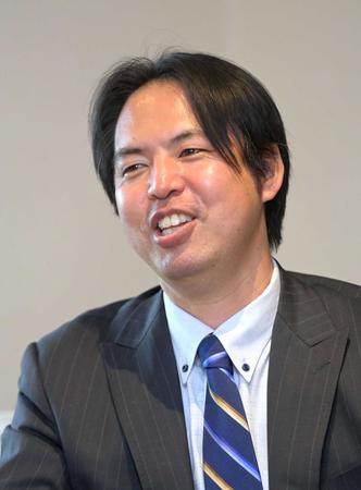 　糸井嘉男氏と対談する井川慶氏