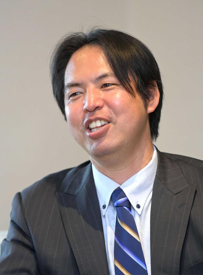 　糸井嘉男氏と対談する井川慶氏