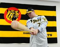 　阪神での活躍を誓うシェルドン・ノイジー（撮影・山口登）