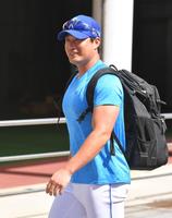 　宜野座入りする呉昇桓（撮影・西岡正）