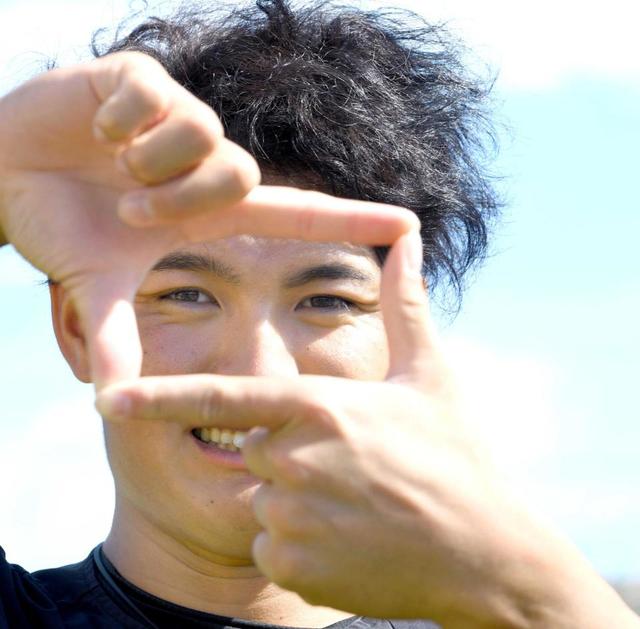 阪神・西純　朗希追い越すナンバー腕宣言　投打で飛躍して「いずれは同学年トップに」