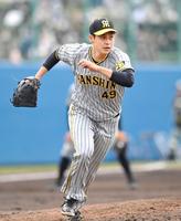 　６回に登板し、好投した大竹（撮影・西岡正）