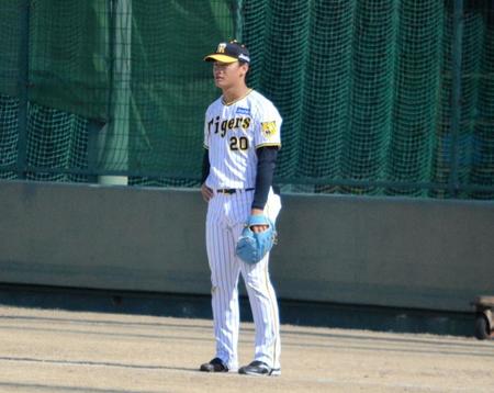 　キャッチボール中の森木