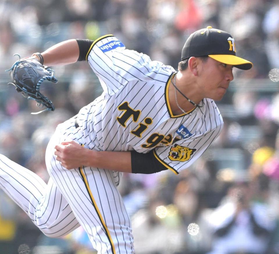 　６回から登板する伊藤将（撮影・北村雅宏）