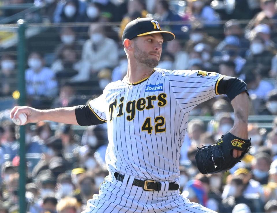 　力投するＫ・ケラー（撮影・高部洋祐）