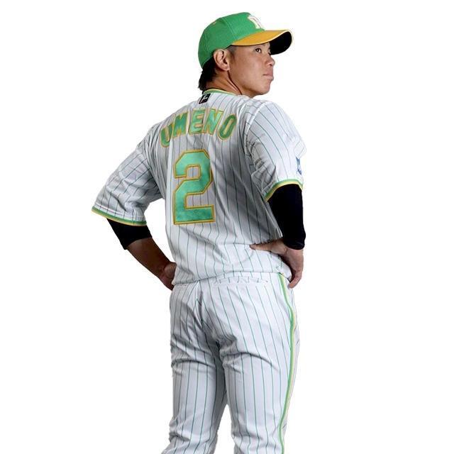 　「Ｆａｍｉｌｙ　ｗｉｔｈ　Ｔｉｇｅｒｓ」ユニフォームの梅野