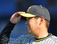 　５回、宮崎に勝ち越し適時二塁打を浴びた西勇は悔しそうな表情（撮影・中田匡峻）
