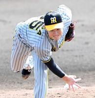 　１回無失点の好投を見せた湯浅（撮影・飯室逸平）　