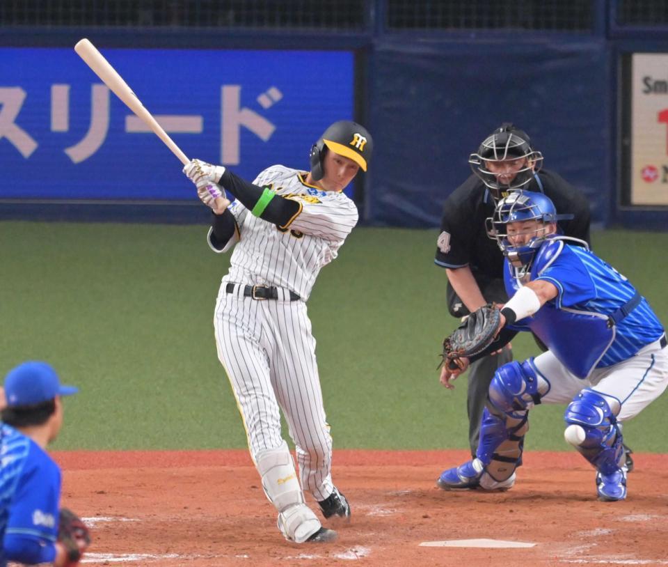 　４回、中前打を放つ小幡