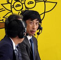 　テレビで解説する矢野燿大氏（撮影・山口登）