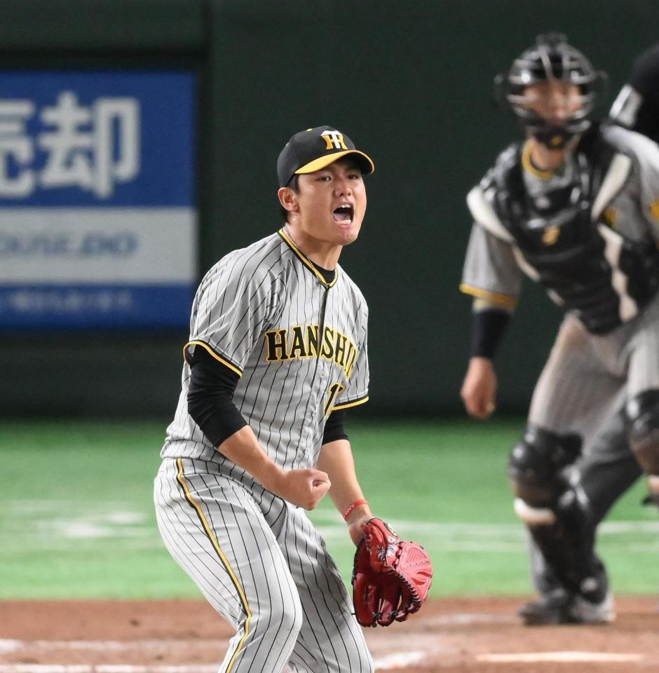 　６回、大城卓を三直に打ち取りガッツポーズをする西純（撮影・堀内翔）