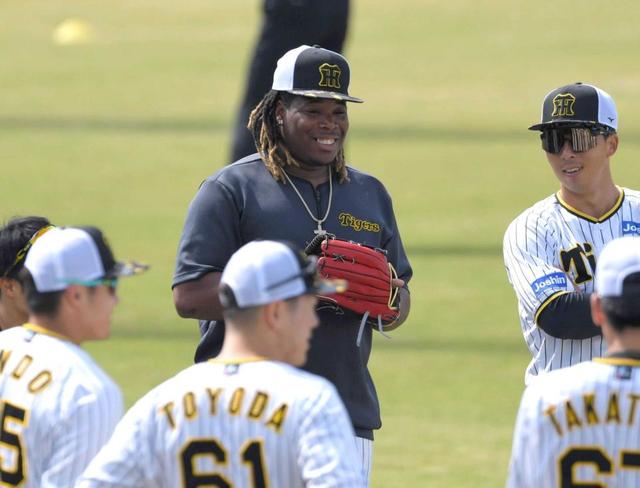 阪神・ミエセス 2軍本隊合流「自分に集中」 家族との別れから切り替え-1軍昇格狙う