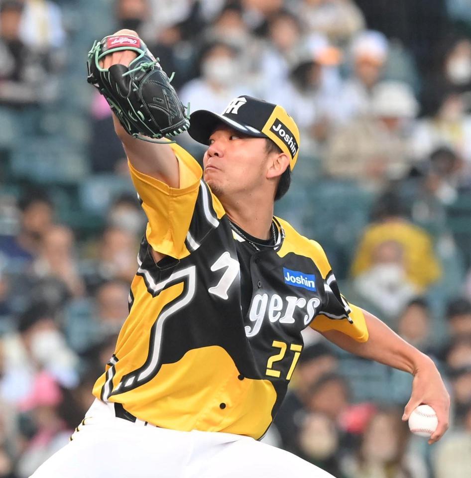 　力投する伊藤将（撮影・高部洋祐）