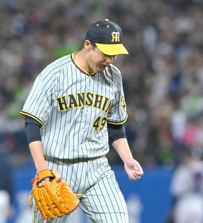 　５回、ピンチで浜田を中飛に打ち取り雄たけびを上げる大竹（撮影・高部洋祐）