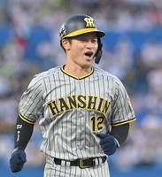 　１回、追撃打を放った坂本