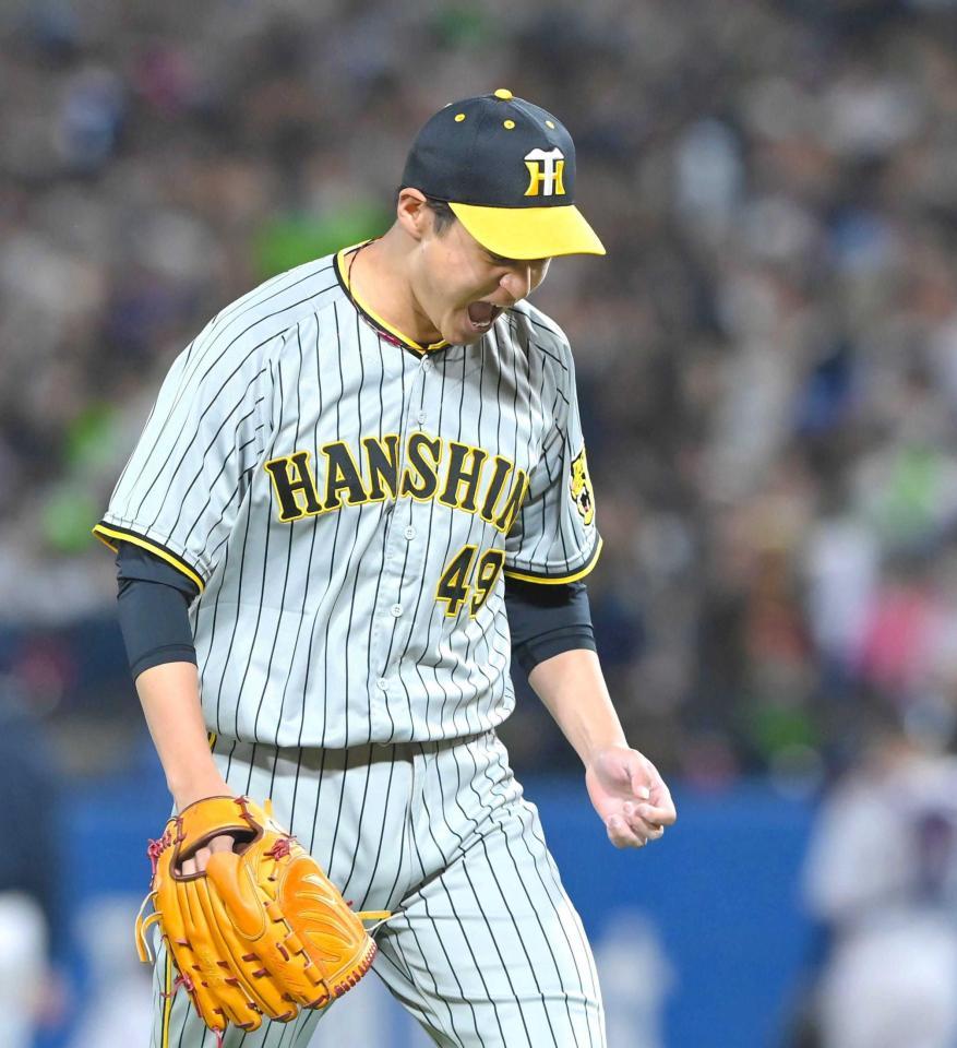 　５回、ピンチで浜田を中飛に打ち取り雄たけびを上げる大竹（撮影・高部洋祐）