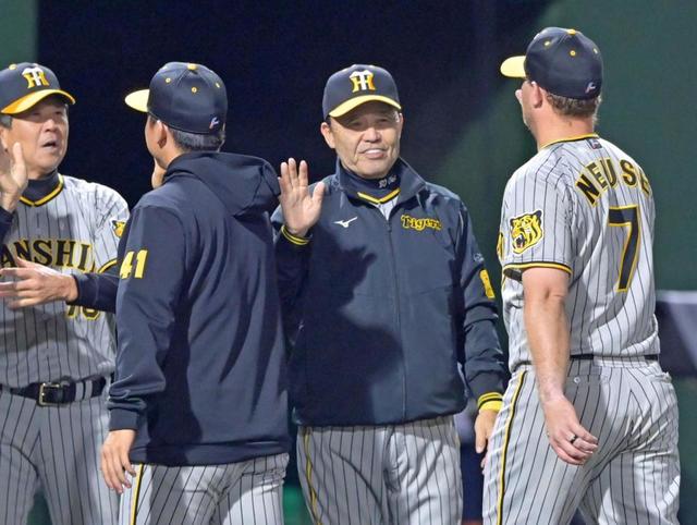 阪神・岡田監督　５連勝にも油断なし「また点取れなくなるで。お前、そんなんすぐ」及川は称賛「ずっといい」一問一答