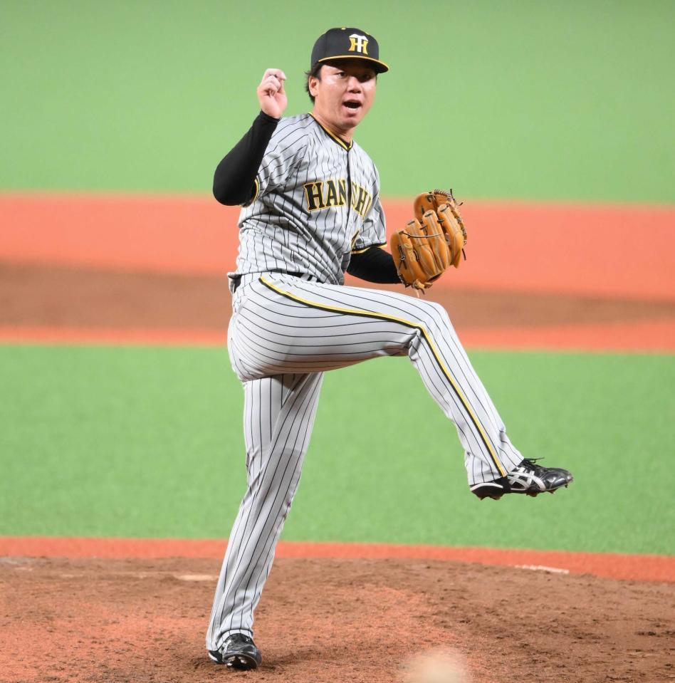 　８回、気合の入った表情の村上（撮影・堀内翔）