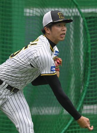 　キャッチボールする才木（撮影・高部洋祐）