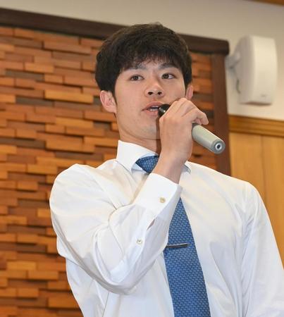 　ＷＢＣでの活躍に対する特別功労賞授与の喜びを語る中野（撮影・高部洋祐）