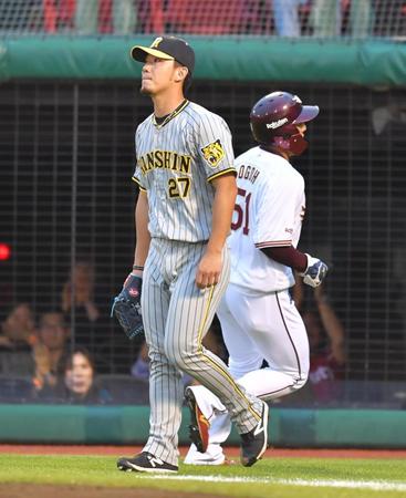 　１回、浅村に先制二塁打を浴び、失点した伊藤将（撮影・西岡正）