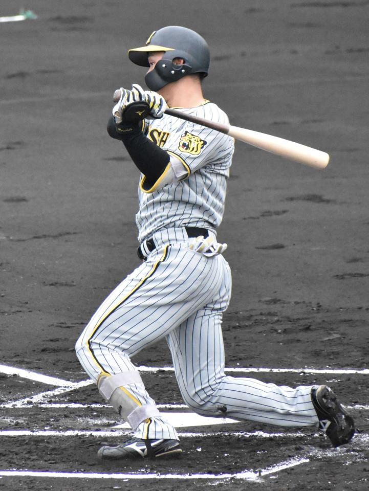 　２回に左前打を放った森下