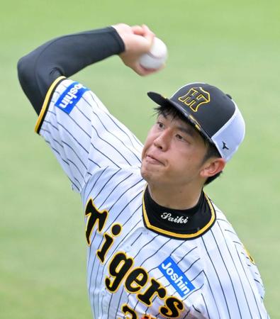 　登板へ向けて調整する才木