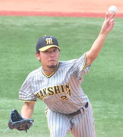 　力投する伊藤将（撮影・高部洋祐）