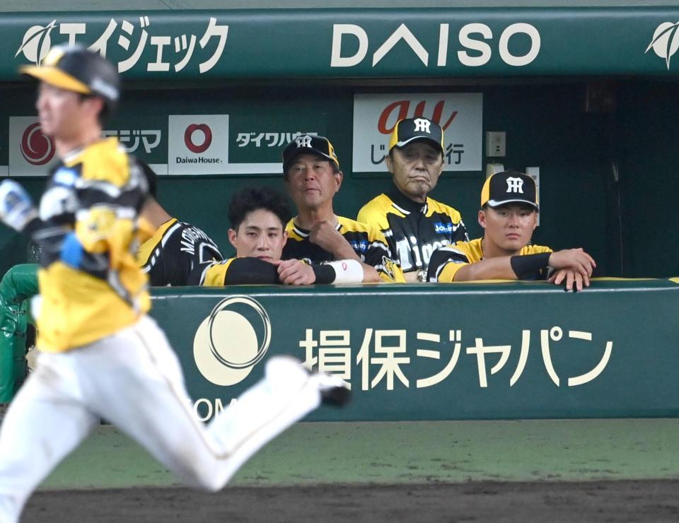 首位陥落の阪神・岡田監督「まだ7月やで」「広島が勝ってるか負けてるかも知らんわ」一問一答 阪神タイガース デイリースポーツ Online