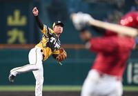 　先発し、投げ込む村上（撮影・田中太一）