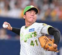 　力投する村上（撮影・高部洋祐）