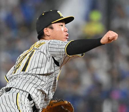 力投する村上（撮影・高部洋祐）