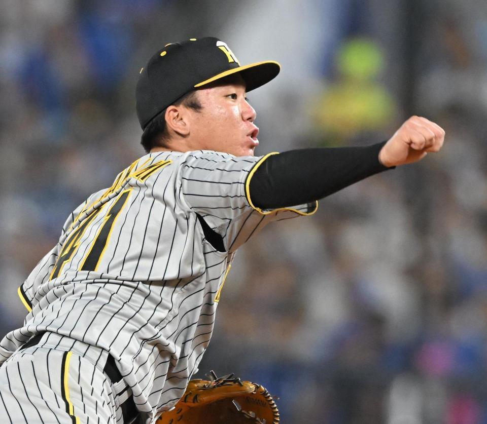 力投する村上（撮影・高部洋祐）