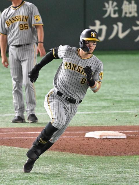 佐藤輝が名誉挽回の２点二塁打＆好走塁！巨人・戸郷を一気にＫＯ 適時失策直後には三塁打も/阪神タイガース/デイリースポーツ online