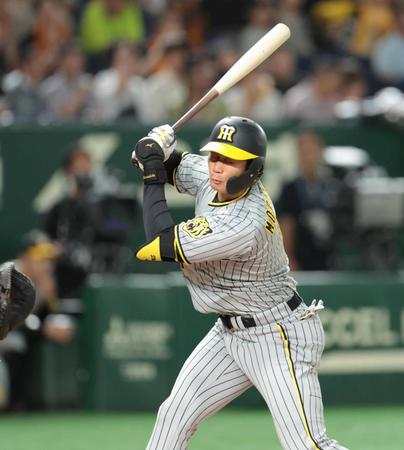 　１回、死球を受ける森下