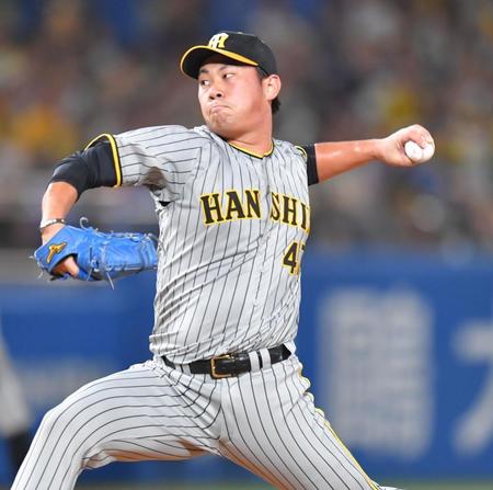 ７回に登板し力投する桐敷（撮影・西岡正）