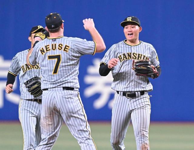 野球 横浜ベイスターズ 阪神タイガース 中日ドラゴンズ ベース