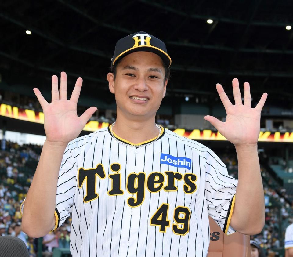 　今季１０勝目を挙げた大竹（撮影・中田匡峻）