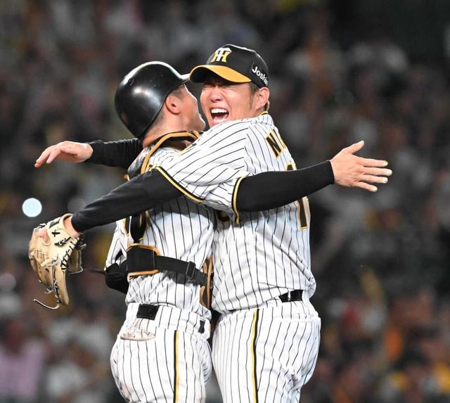 阪神・西勇が完封「歓声すごく泣きそうに」 55年ぶり先発全員星で9