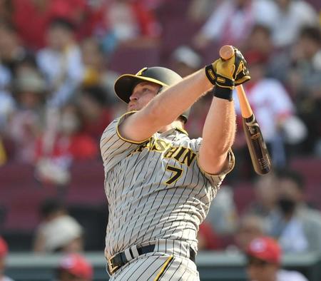 　５回、レフトへ３ランを放ったノイジー（撮影・中田匡峻）