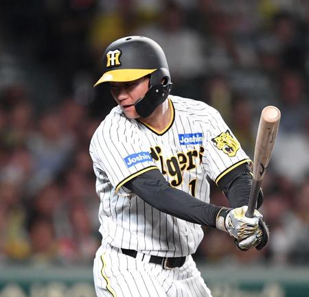 　７回、空振り三振に倒れた森下（撮影・中田匡峻）