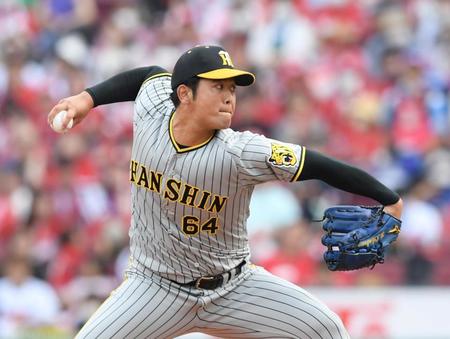 ４回、２番手で登板した岡留（撮影・中田匡峻）