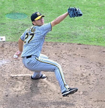 　力投する伊藤将（撮影・高部洋祐）