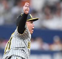 　７回、好投を続ける村上（撮影・中田匡峻）