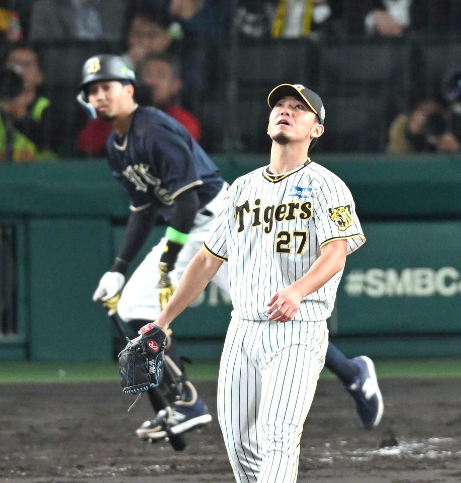 　５回、宗に２点二塁打を打たれる伊藤将