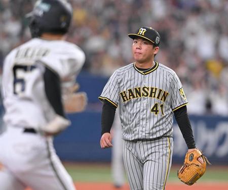 　５回、紅林に２ランを浴びた村上（撮影・高部洋祐）